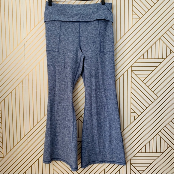Aerie XL Offline Hugger Fold over Hi Rise Flare Leggings Pants flared Blue XL - Picture 1 of 9